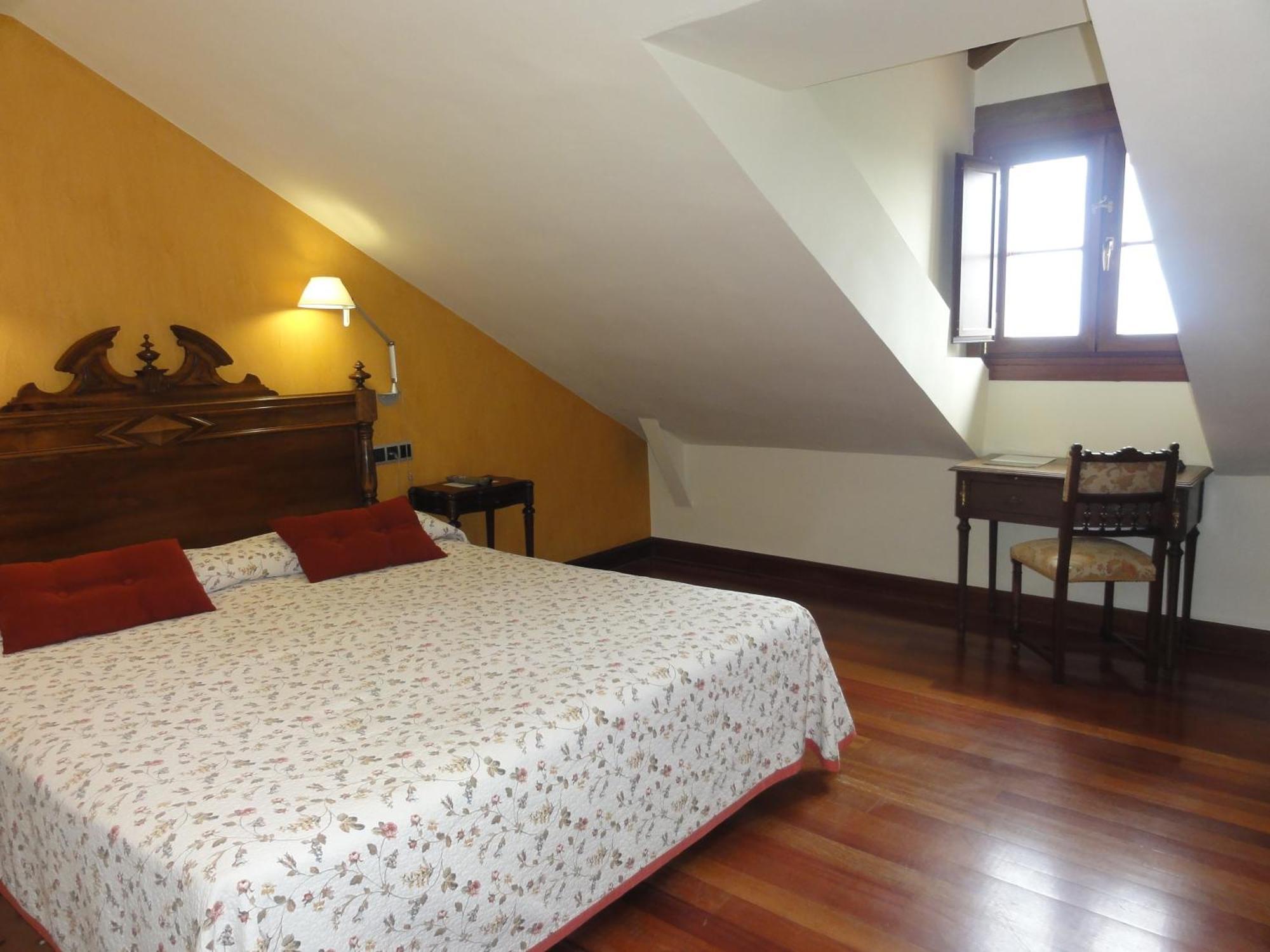 Hotel Mirador De Moriyon Miravalles Ngoại thất bức ảnh